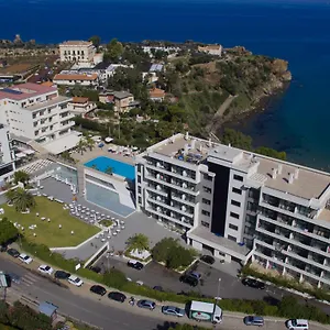 Отель Santa Lucia Le Sabbie D'oro, Чефалу