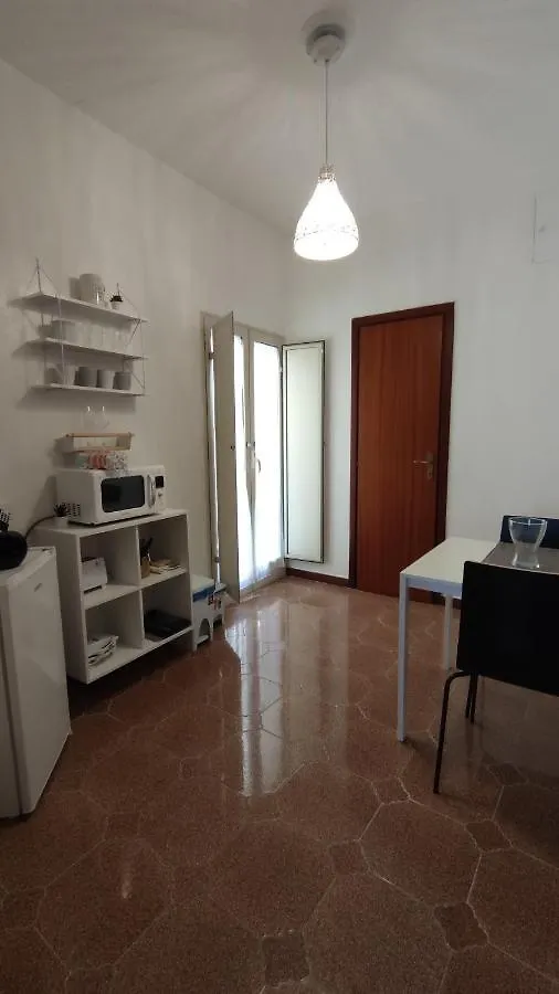 Casa Vacanze U Curtigghiu Чефалу